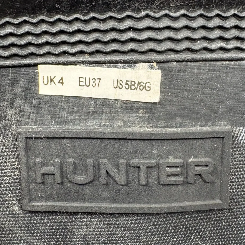 Hunter Women Rain Boot Rubber Size 6 Black Chelsea Ankle Waterproof WFS1043RMA
